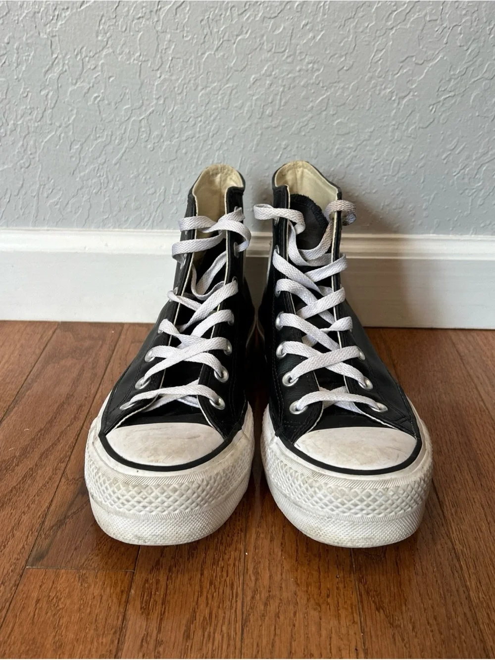 Converse Chuck Taylor Sneakers High Top Platform Leather Women’s Size 7.5 Black - Picture 2 of 12